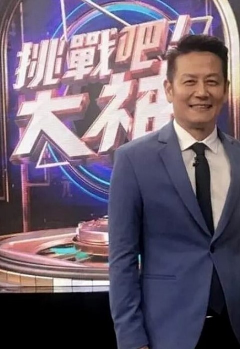 soul上面认识了一位深圳小姐姐王欣茹颜值十分扛打聊了不到一周就约出来了非常主动一到酒店就直奔主题最终以早晚两炮结束战斗意犹未尽 - 清新女录海报